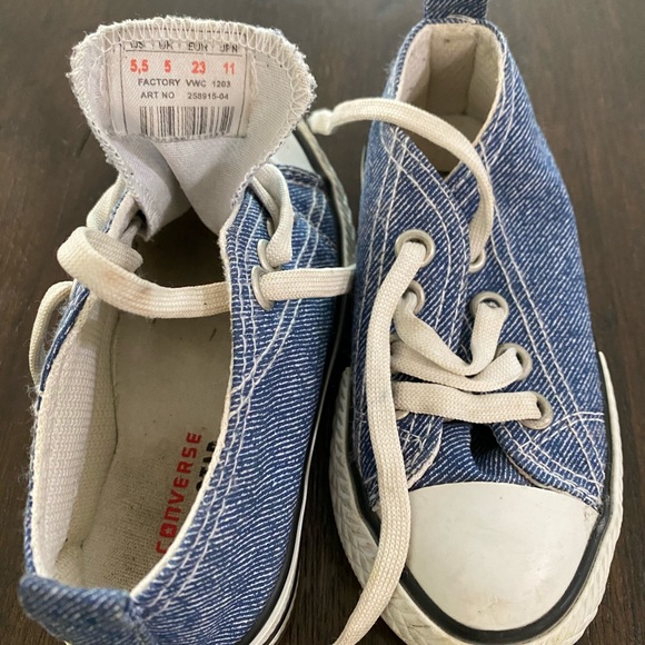 Toddlers converse size 23 European. - Picture 2 of 2